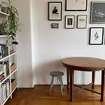 Cozy Flat With Parking Space